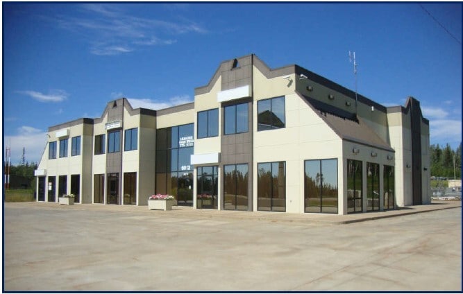 6012 Alaska Hwy, Fort Nelson, BC for lease - Primary Photo - Image 1 of 4