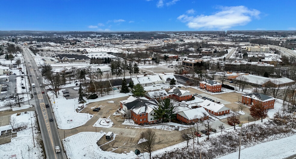 312 N Cleveland Massillon Rd, Akron, OH for sale - Building Photo - Image 2 of 31