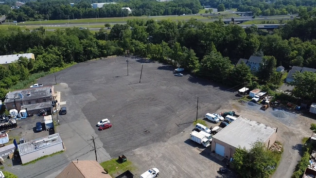 More details for 740 Lloyd Rd, Aberdeen, NJ - Industrial for Lease