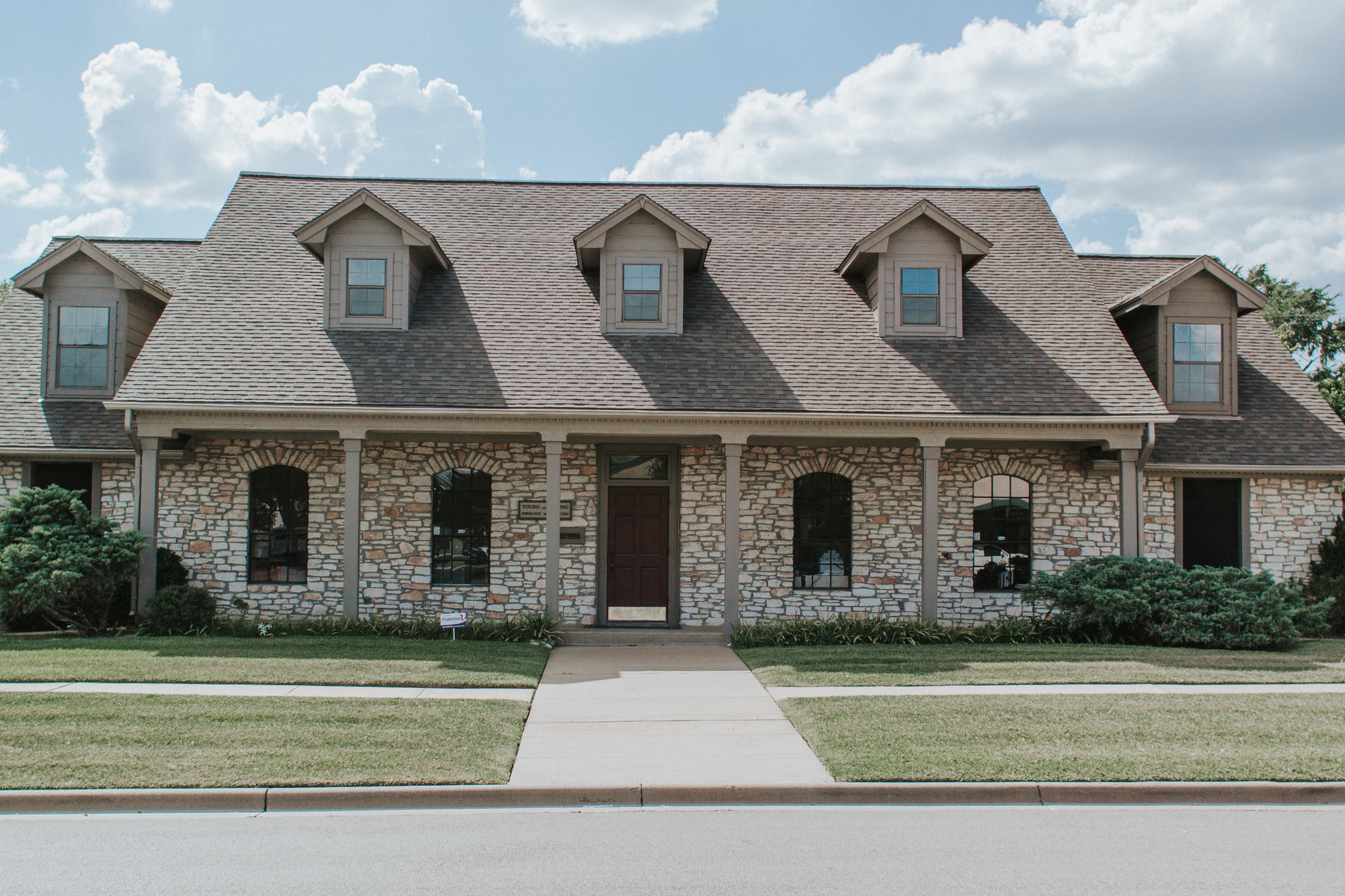 1404 Bristol St, Bryan, TX à vendre Photo principale- Image 1 de 1