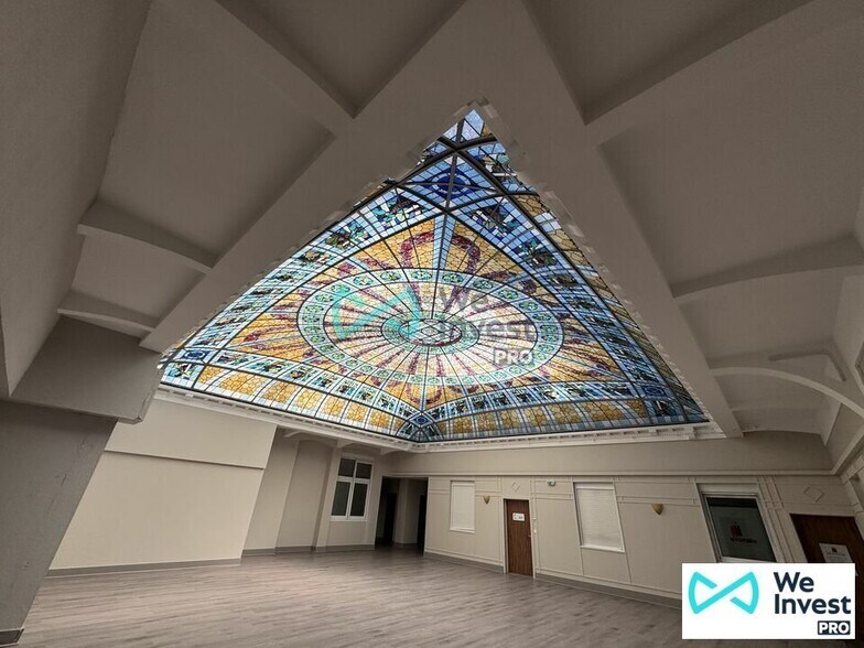 Office in Reims for lease - Interior Photo - Image 3 of 10