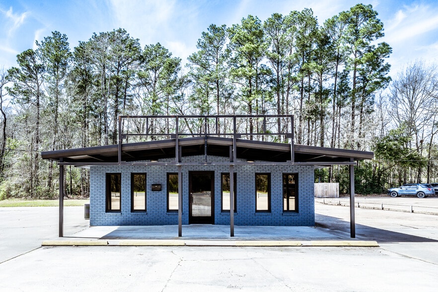 407 S Home St, Corrigan, TX à vendre - Photo du bâtiment - Image 1 de 35