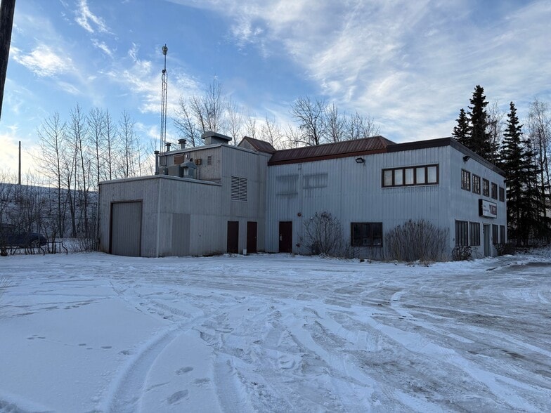4500 W 50th Ave, Anchorage, AK for sale - Building Photo - Image 2 of 3