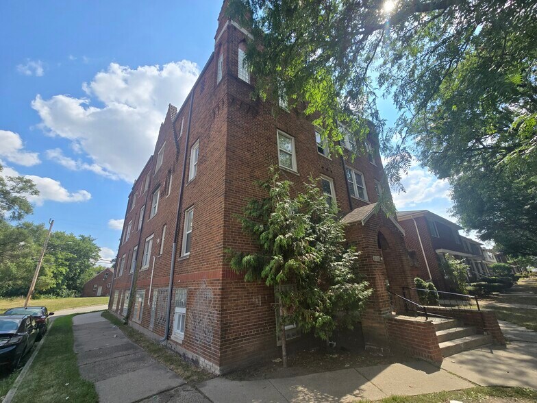 3675 Oakman Blvd, Detroit, MI à vendre - Photo du bâtiment - Image 2 de 19
