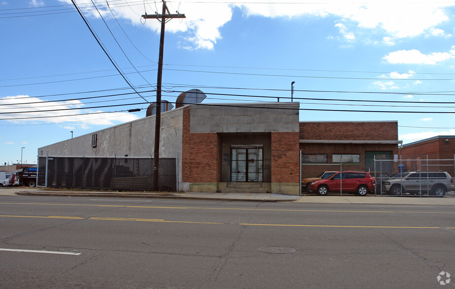 945 Brentwood Rd NE, Washington, DC for sale - Primary Photo - Image 1 of 3