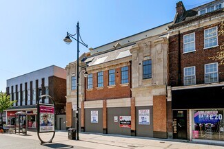 Plus de détails pour 64 South St, Romford - Commerce de détail à louer