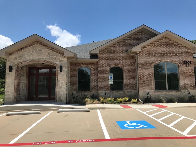 3201 Cross Timbers Rd, Flower Mound, TX for lease - Building Photo - Image 2 of 4