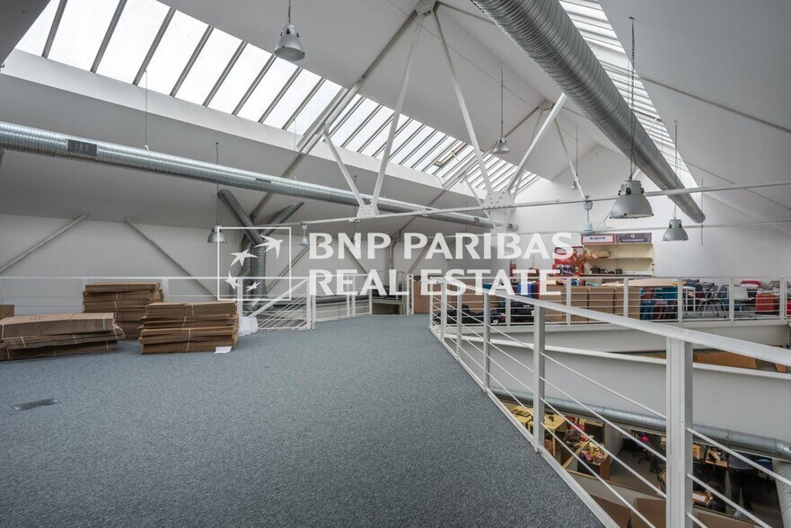 Office in Saint-Denis for sale - Interior Photo - Image 3 of 11