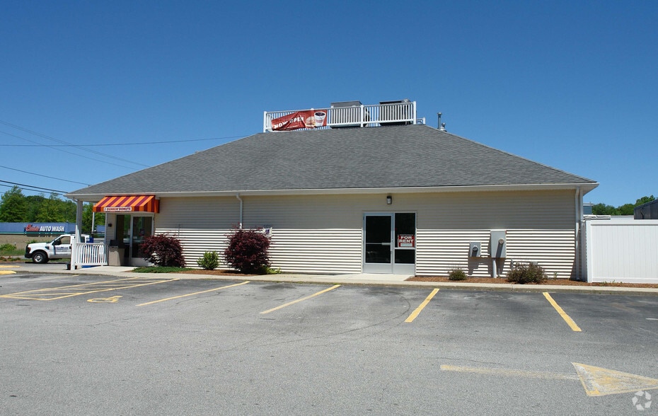 895 Southbridge St, Auburn, MA à louer - Photo du bâtiment - Image 2 de 2