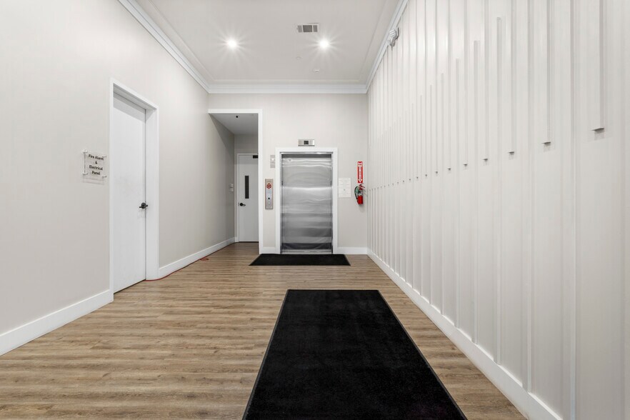 13334 Seaway Rd, Gulfport, MS à louer - Photo du bâtiment - Image 3 de 26