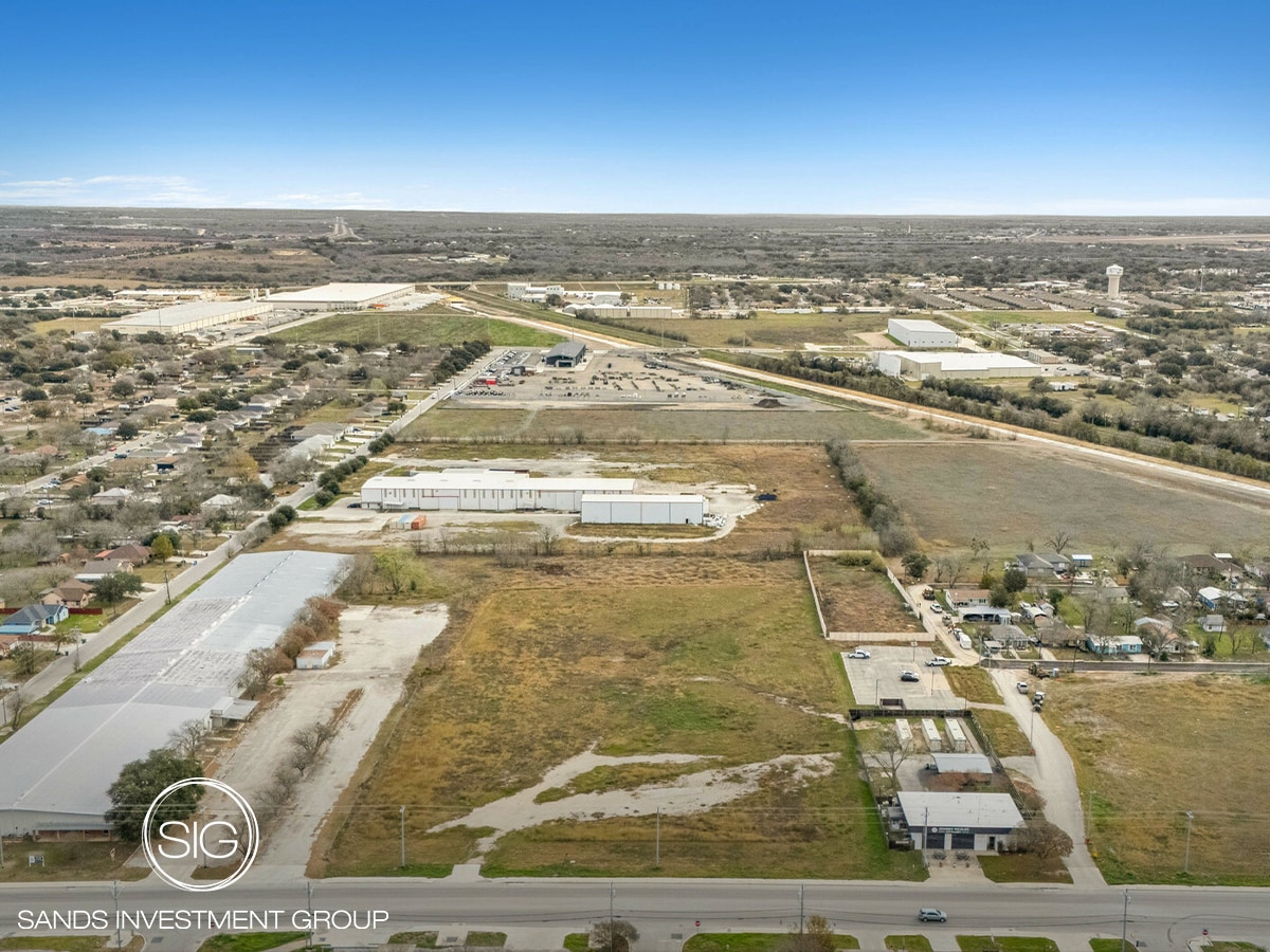 1903 N Austin St, Seguin, TX for sale Primary Photo- Image 1 of 5