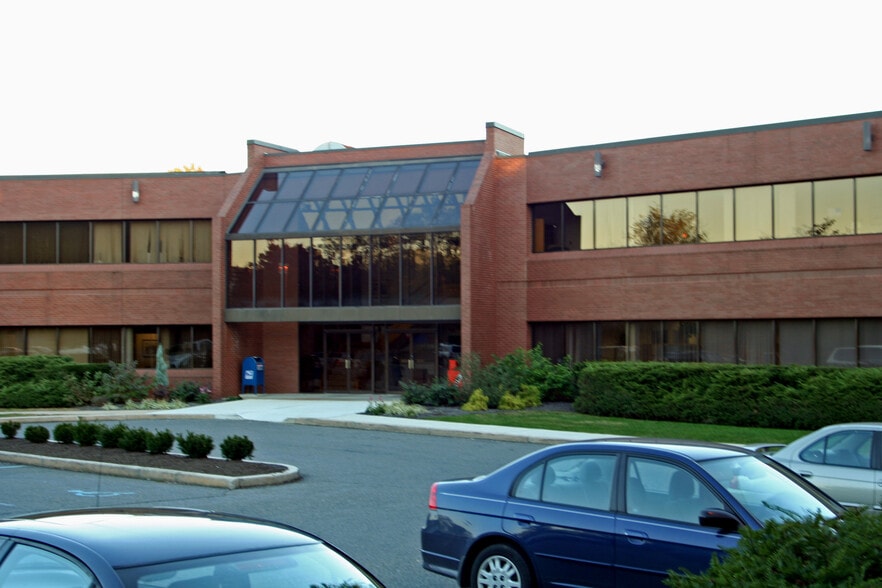100 Granite Dr, Media, PA à louer - Photo du bâtiment - Image 2 de 7