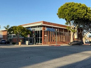 560 S A St, Oxnard, CA à louer Photo intérieure- Image 1 de 7