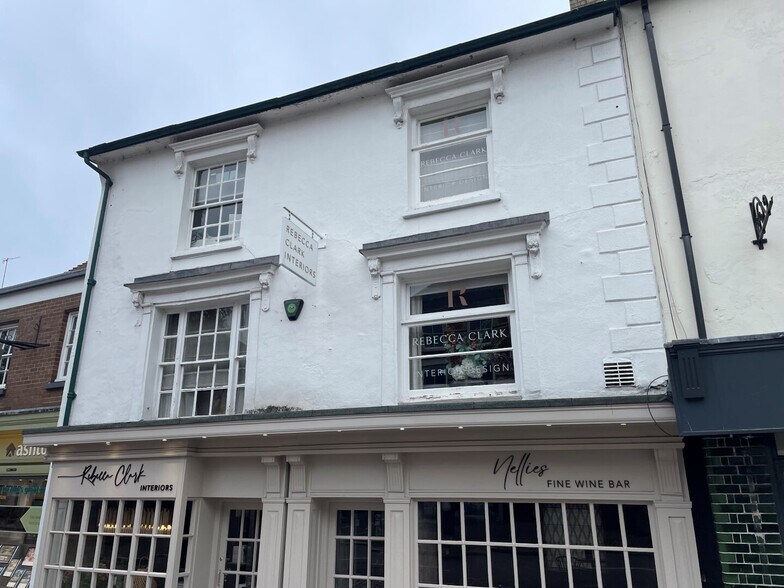 152 High St, Berkhamsted à louer - Photo du bâtiment - Image 3 de 11
