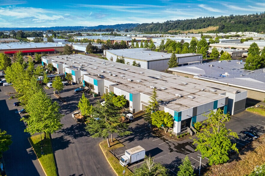 1001 Industry Dr, Tukwila, WA à louer - Photo du bâtiment - Image 2 de 2