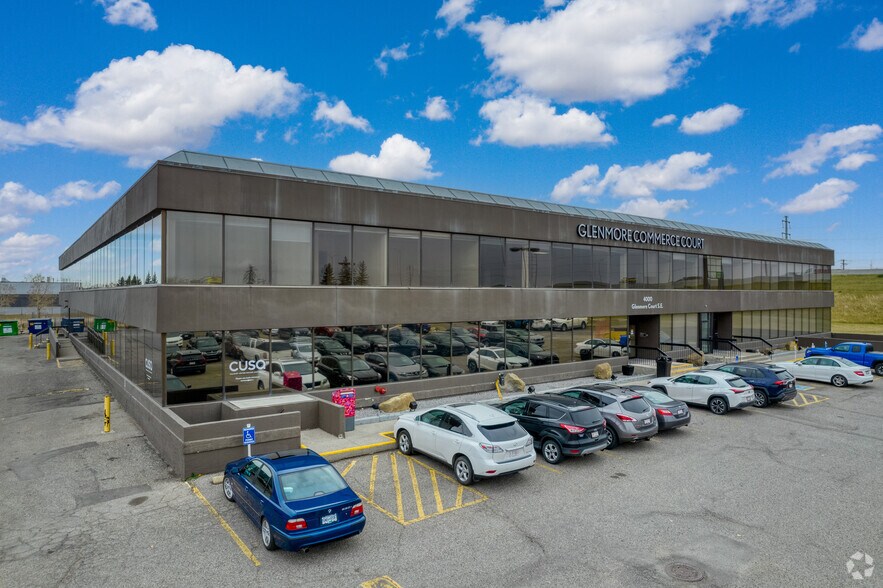 4000 Glenmore Crt SE, Calgary, AB à louer - Photo principale - Image 1 de 9