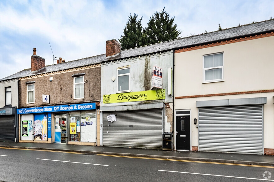 41 St Helens Rd, Leigh for lease - Building Photo - Image 2 of 2