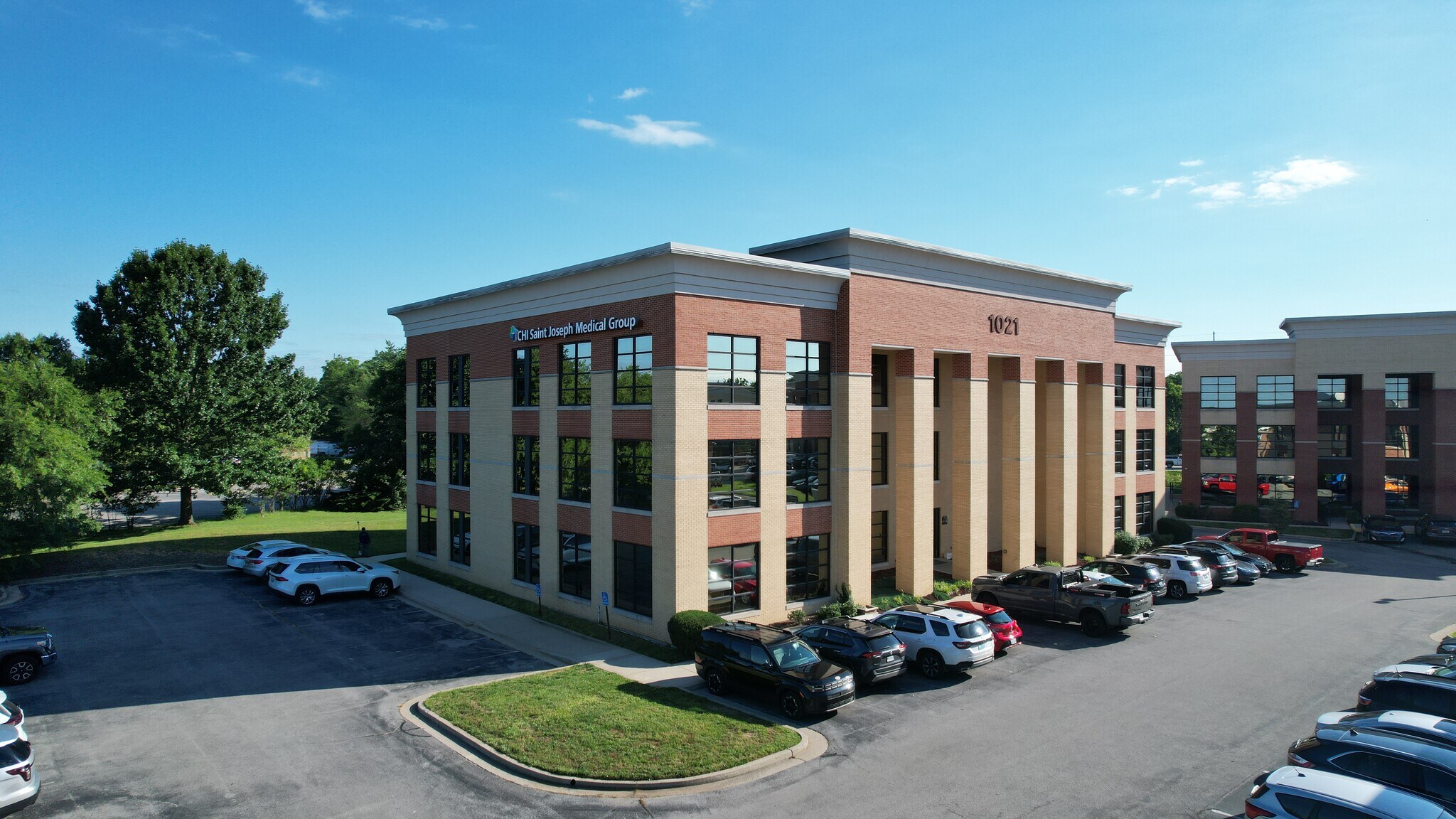 1021 Majestic Dr, Lexington, KY for lease Interior Photo- Image 1 of 5