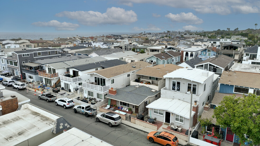 129 45th St, Newport Beach, CA for sale - Primary Photo - Image 1 of 17