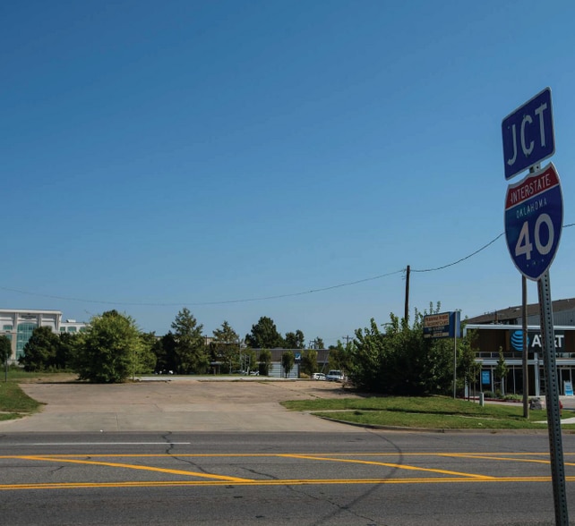 1716 S Sooner Rd, Midwest City, OK for sale - Building Photo - Image 2 of 4