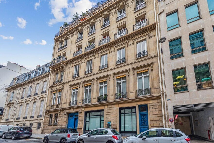 48 Rue De La Bienfaisance, Paris for lease - Building Photo - Image 1 of 14