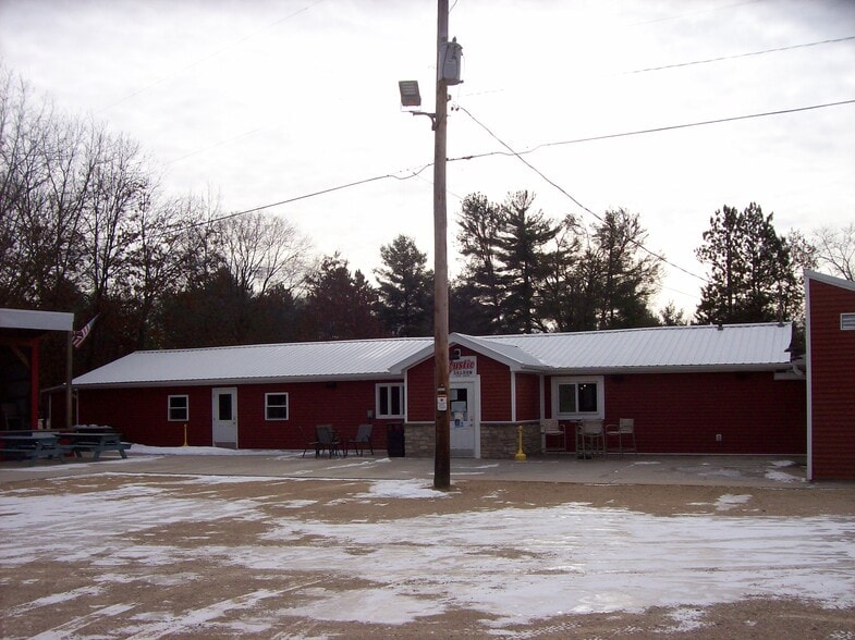 330 County Road B, Montello, WI à vendre - Photo du bâtiment - Image 1 de 19