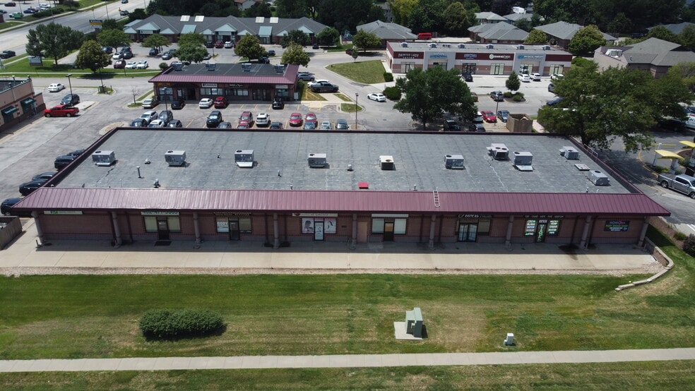 4640 Champlain Dr, Lincoln, NE à louer - Photo du bâtiment - Image 1 de 2