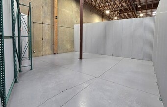 15300 Woodinville-Redmond Rd NE, Woodinville, WA for lease Interior Photo- Image 2 of 5