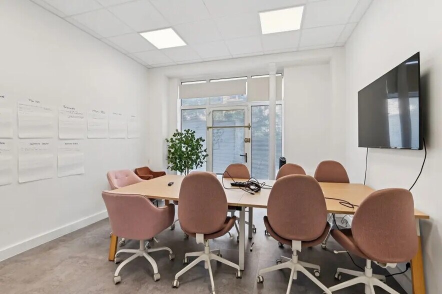 140 Boulevard Pereire, Paris for lease - Building Photo - Image 3 of 15