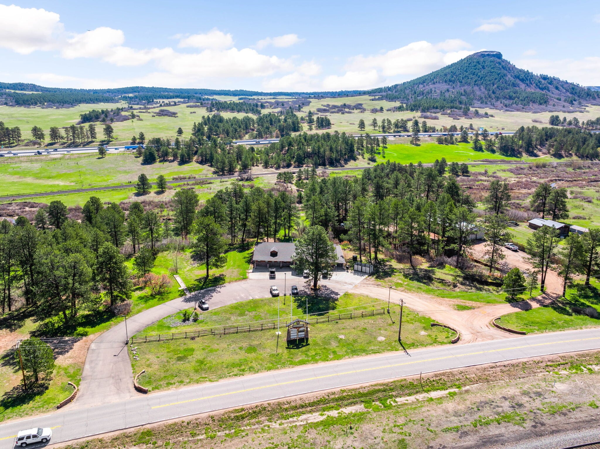8524 Spruce Mountain Rd, Larkspur, CO for sale Primary Photo- Image 1 of 8
