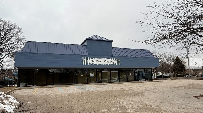 301 W Savidge St, Spring Lake, MI for lease Primary Photo- Image 1 of 2