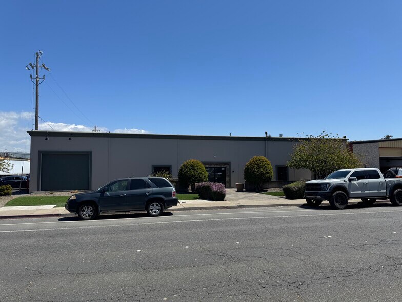 30540-30544 Union City Blvd, Union City, CA à vendre - Photo du bâtiment - Image 2 de 6