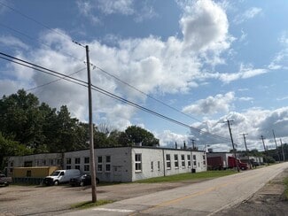 Plus de détails pour 446 W Lake St, Ravenna, OH - Industriel à vendre