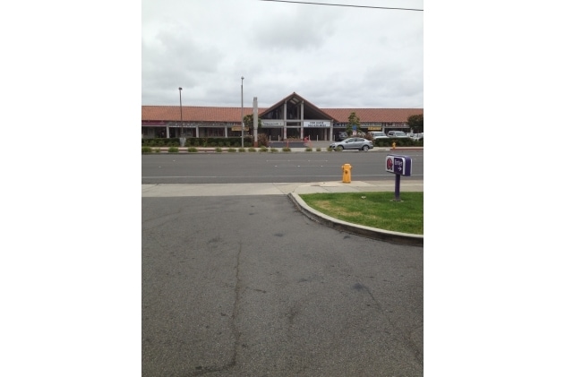 16446-16490 Bolsa Chica St, Huntington Beach, CA for lease - Building Photo - Image 1 of 16