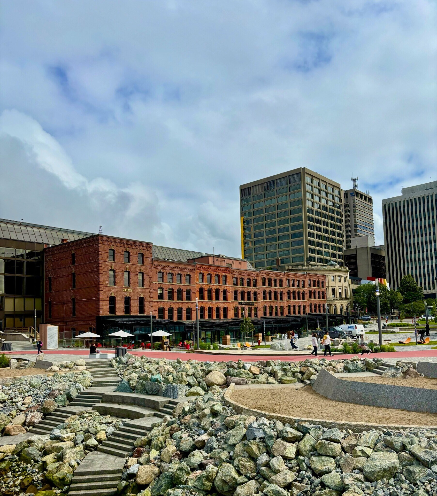 One Market Sq, Saint John, NB à louer Photo principale- Image 1 de 2