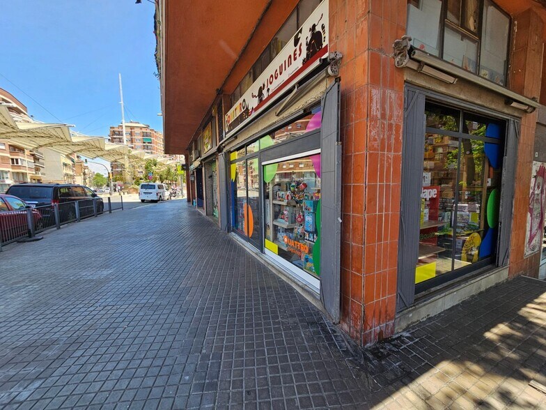 Multifamily in Barcelona, Barcelona for sale - Interior Photo - Image 2 of 2