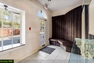 208 S 3rd St, Philadelphia, PA for lease Interior Photo- Image 1 of 13