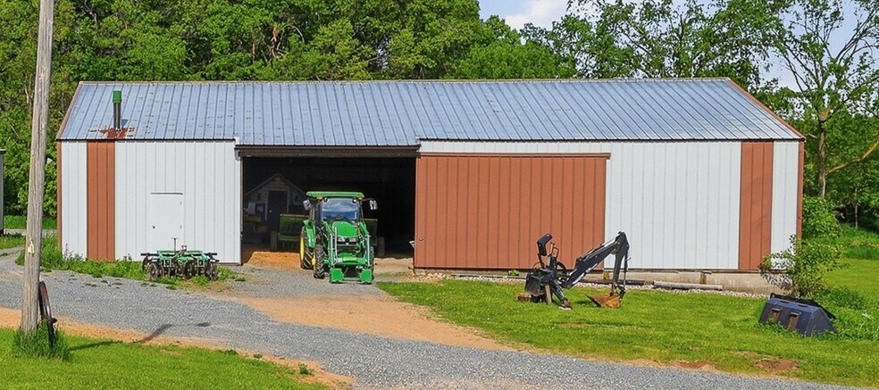 9523 River Rd, Amherst, WI à vendre - Photo du bâtiment - Image 3 de 22