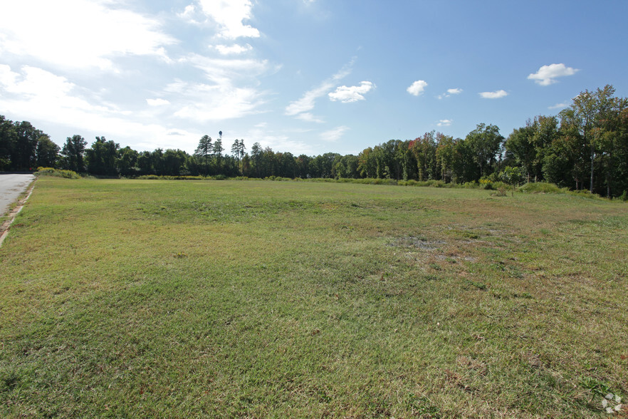 Steele Creek Rd, Charlotte, NC for sale - Building Photo - Image 1 of 1