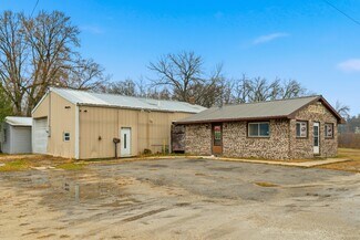 Plus de détails pour 300 Main St N, Hazleton, IA - Commerce de détail à vendre