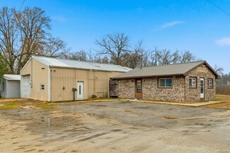 Plus de détails pour 300 Main St N, Hazleton, IA - Commerce de détail à vendre