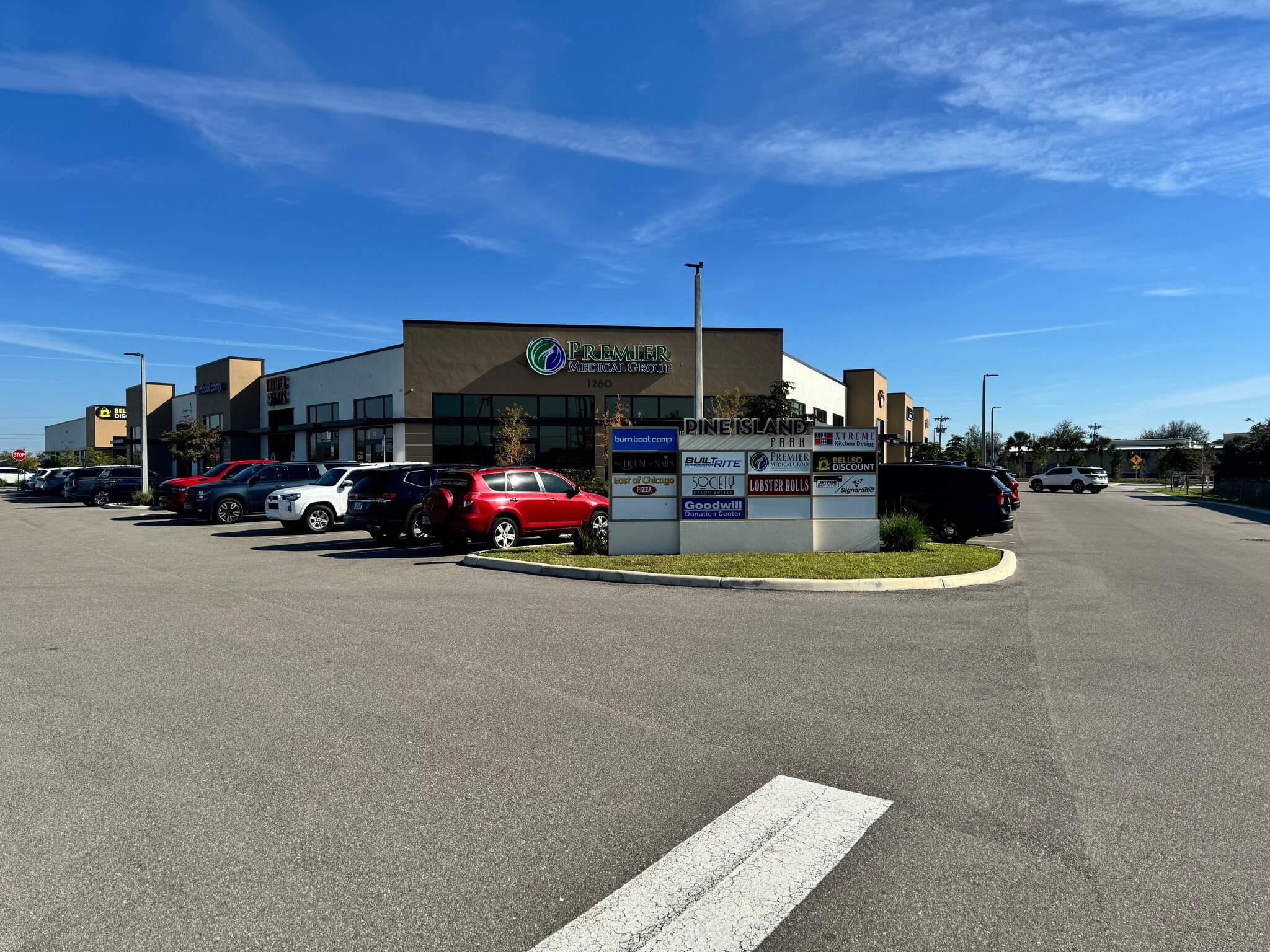 1260 NE 8th St, Cape Coral, FL for lease Building Photo- Image 1 of 13