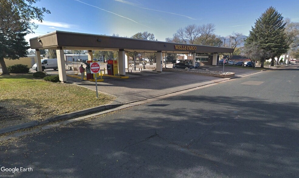2712 E Boulder St - Redevelopment Opportunity!, Colorado Springs, CO for sale - Primary Photo - Image 1 of 4