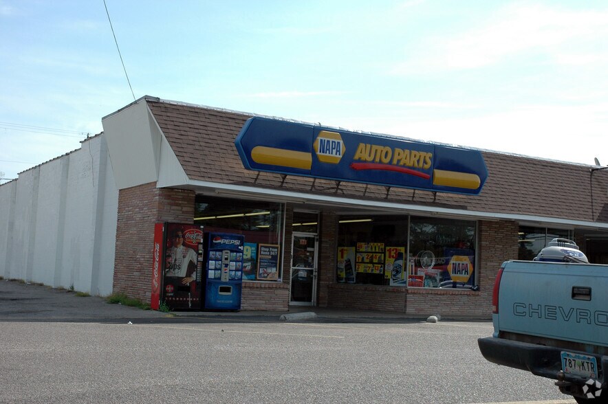 914-1012 Elm St W, Hampton, SC à louer - Photo du bâtiment - Image 3 de 4