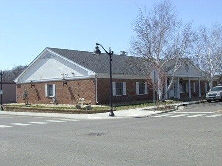 204 3rd Ave, Osceola, WI for lease Building Photo- Image 1 of 4