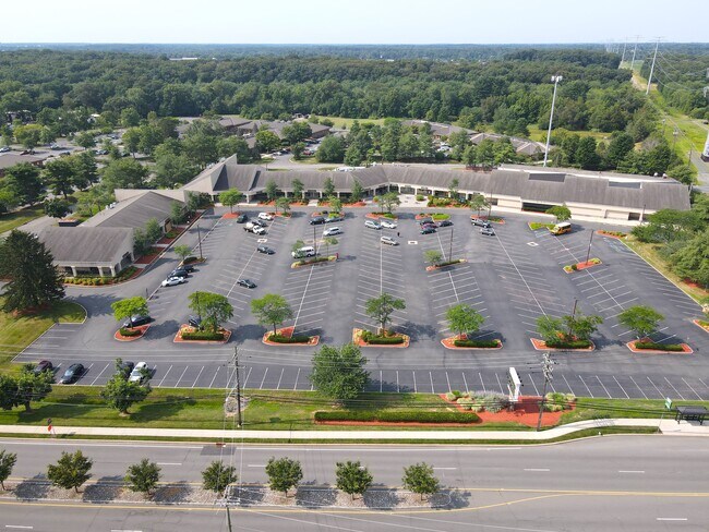 Plus de détails pour 660 Plainsboro Rd, Plainsboro, NJ - Commerce de détail à louer