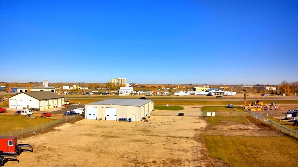 6220 E Highway 2, Minot, ND for lease - Building Photo - Image 3 of 60