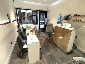 Briggate, Leeds for lease Interior Photo- Image 2 of 6
