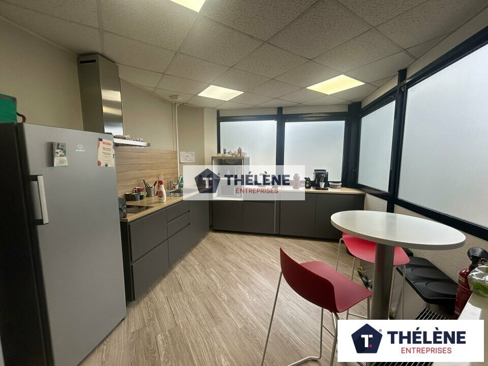 Office in Montferrier-sur-Lez for lease Interior Photo- Image 1 of 12