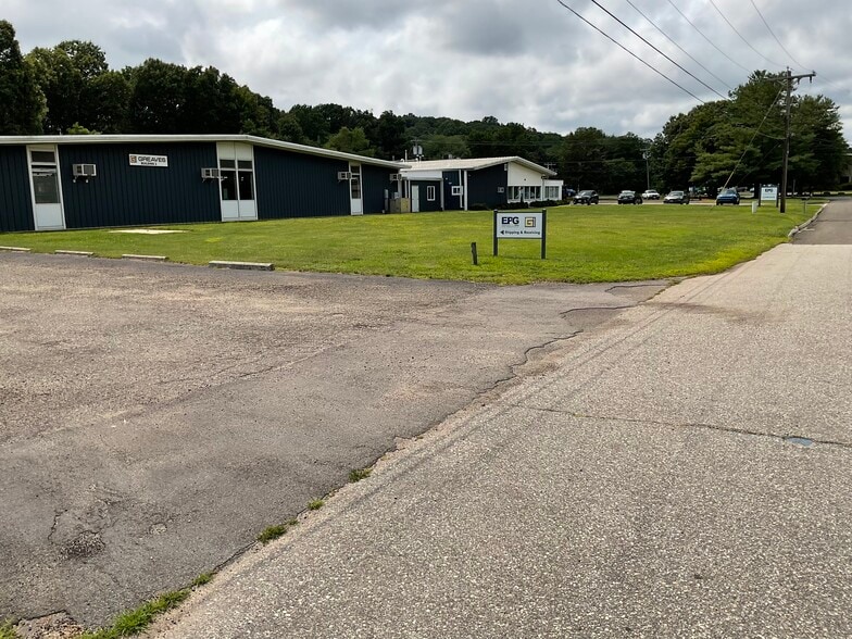 30 Industrial Park Rd, Centerbrook, CT à vendre - Photo du bâtiment - Image 3 de 6